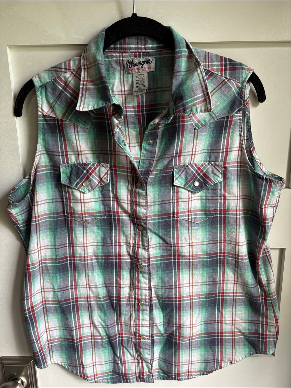 Wrangler Green and Red Plaid Sleeveless Button-Front Shirt